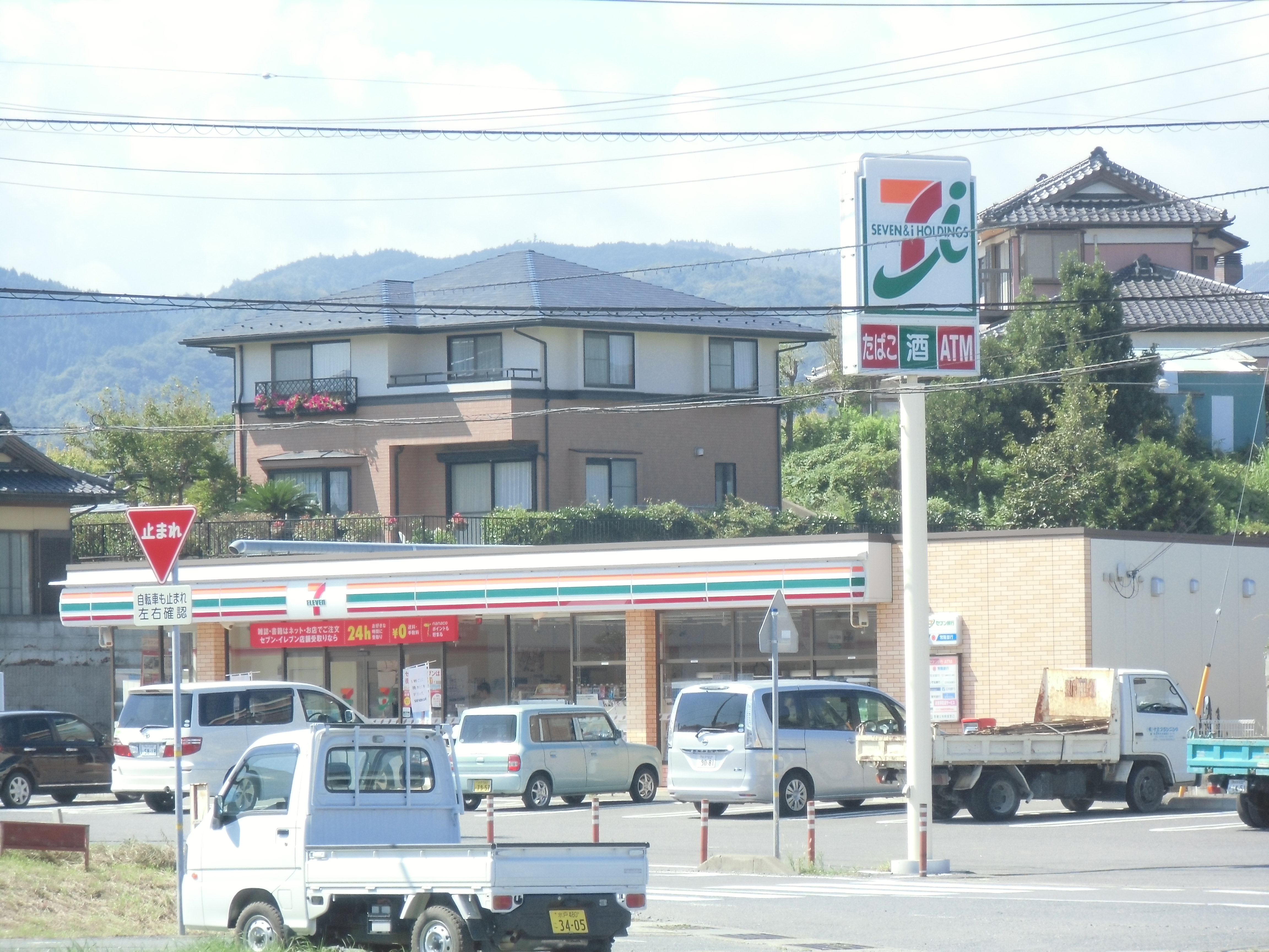 ベイサージュＢ コンビニ