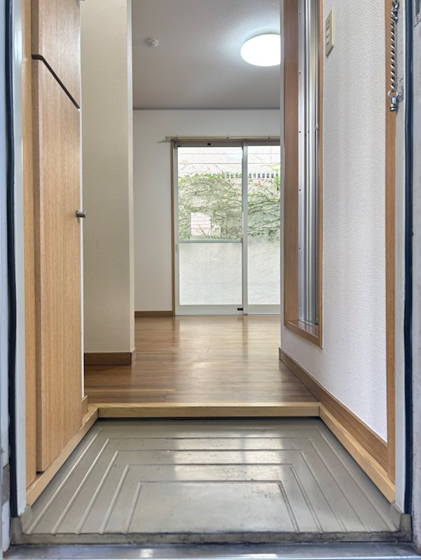 アベニューモトスミ 玄関