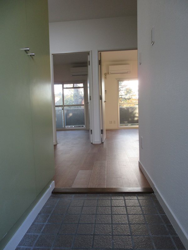 ハナヤビル    玄関