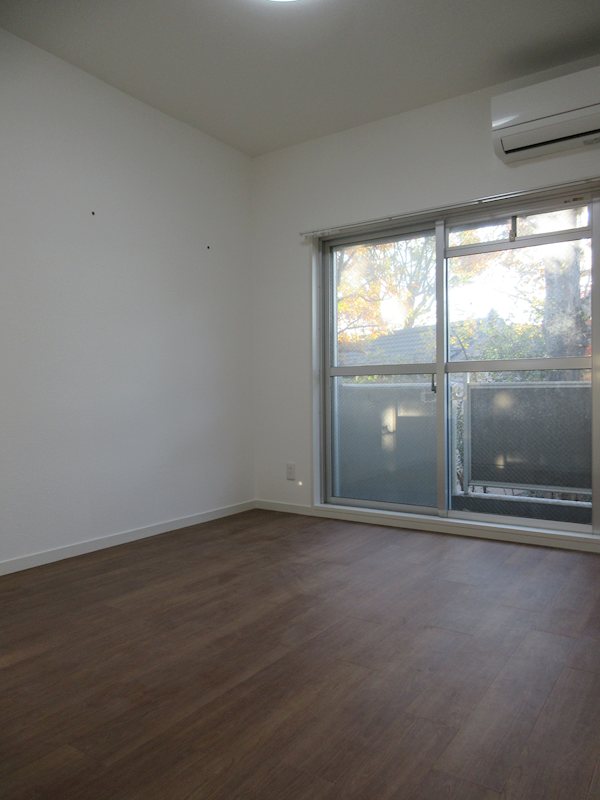 ハナヤビル    ベッドルーム