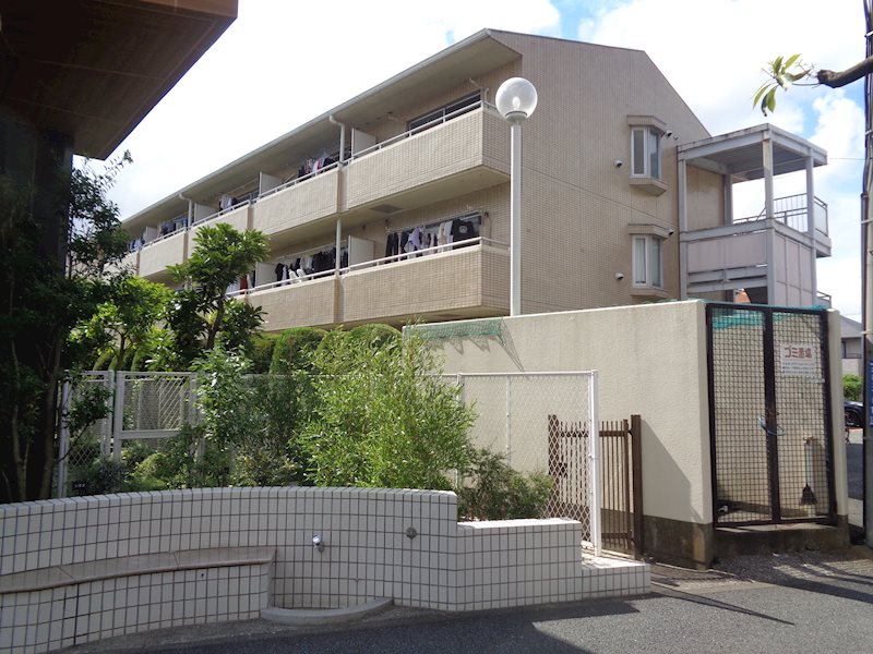 ロイヤルハイツ・すみよし 306号室 外観