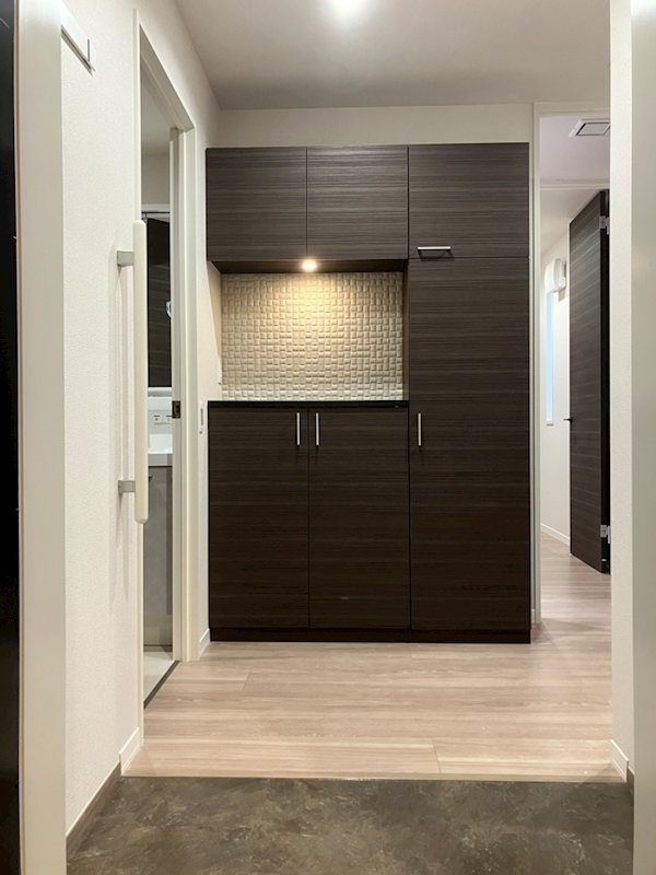 メゾン オルジュ 玄関