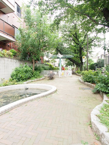 スカイフラッツ千早 公園