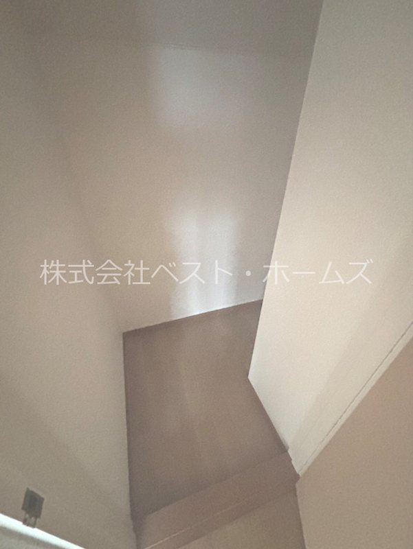 フラット浅見 その他