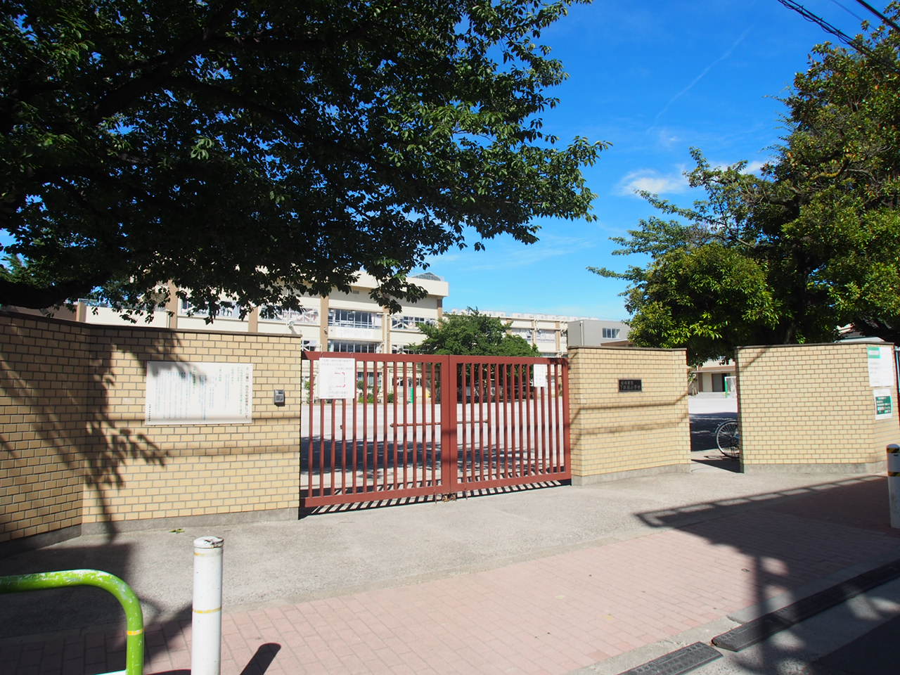 ユーハイム赤塚  小学校