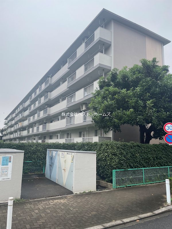 高島平団地11号棟 外観
