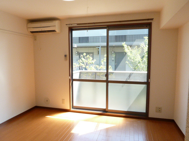 ジュネス山田B ベッドルーム