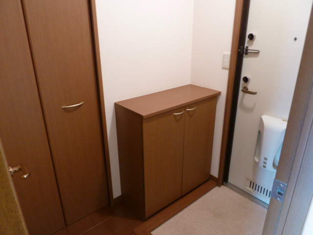 ソフィア壱番舘 玄関