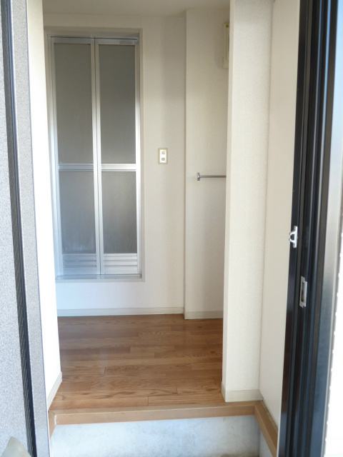 エル・バレーⅢ 玄関