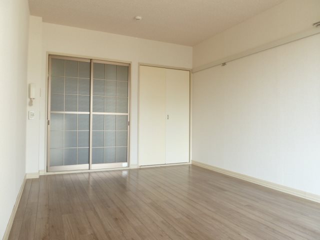 ルミエールヤマダ ベッドルーム