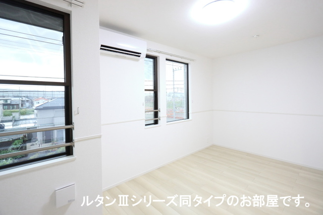 ココ　ラ　フェリーチェＢ その他3