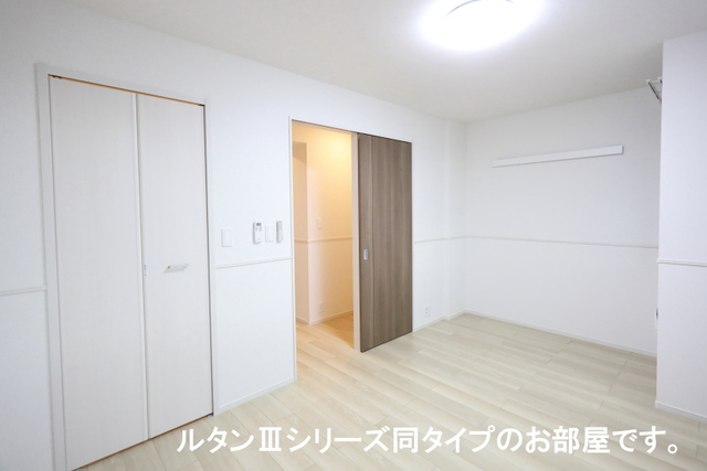 ココ　ラ　フェリーチェＢ その他4