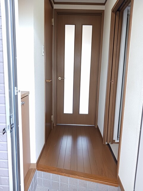 アリエーテⅡ 玄関