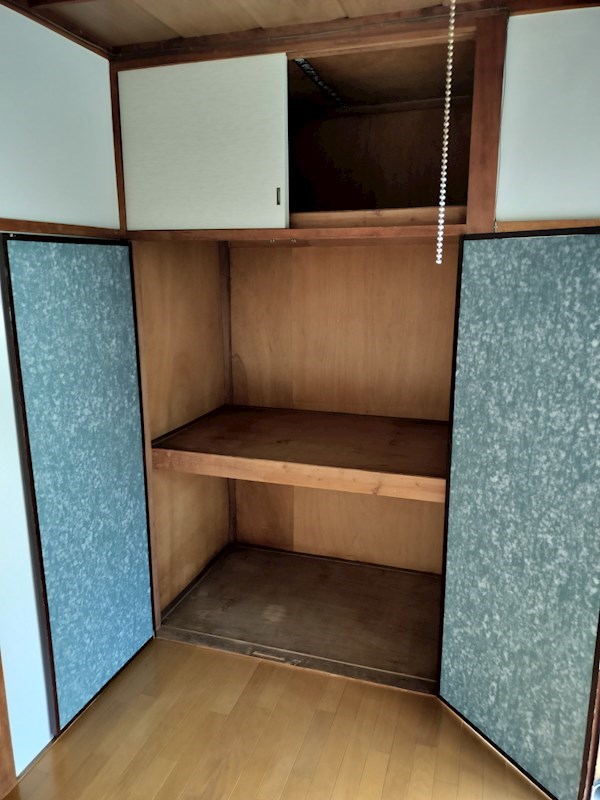 鶴岡荘 ベランダ