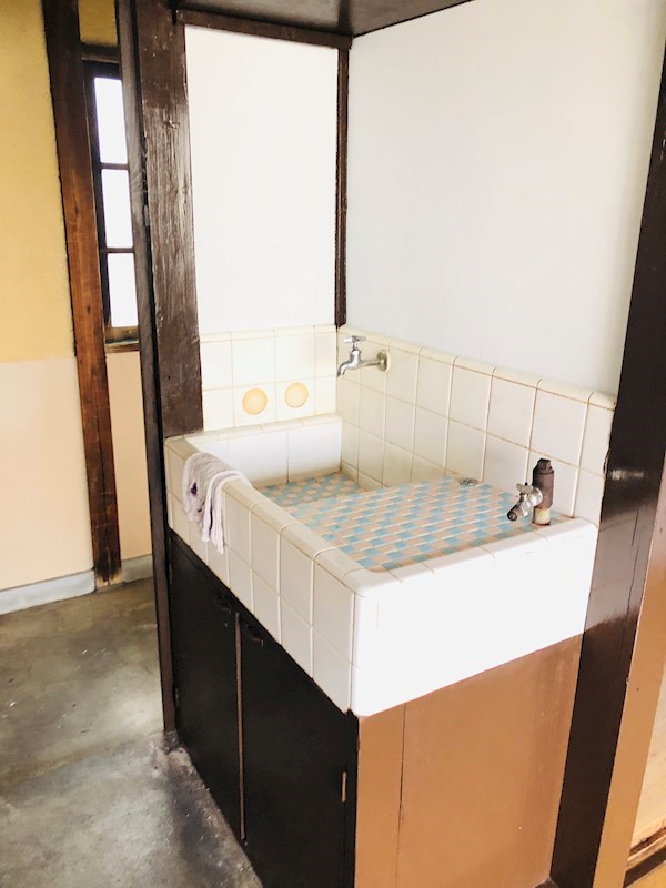 原口荘 キッチン