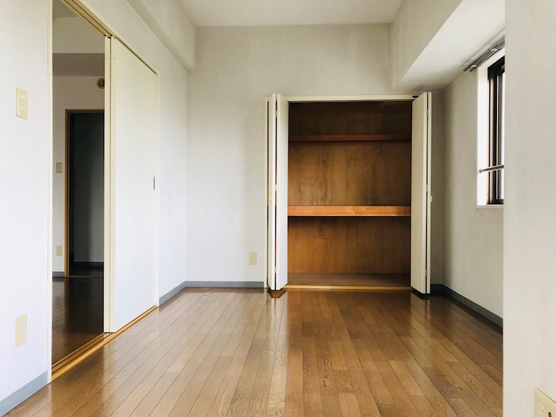 ハイリード・セイフウ ベッドルーム