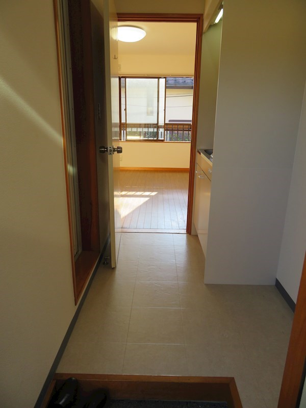 プチ・ジョウジ 玄関