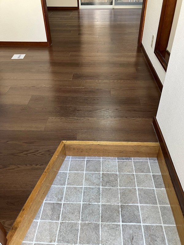 グランナルブル 玄関