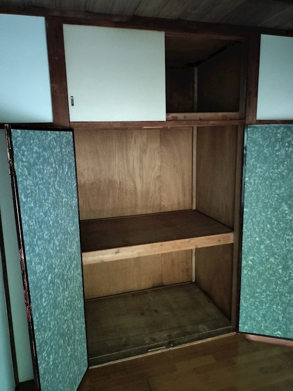 鶴岡荘 ベランダ