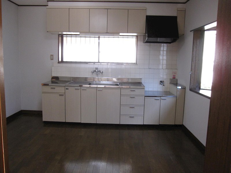 ハイツ・フォーレスト キッチン