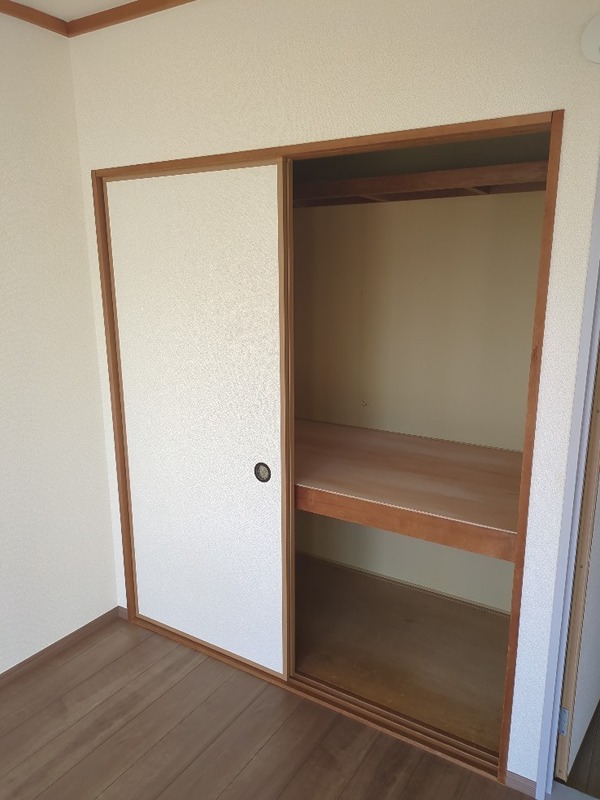 コーポ・ルミエール 収納