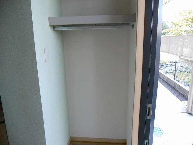 グリーンヒル橋本Ｅ 収納