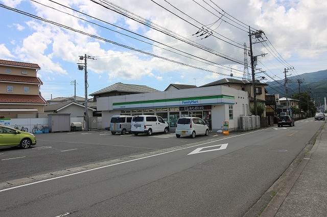 アメージングエステートＢ コンビニ