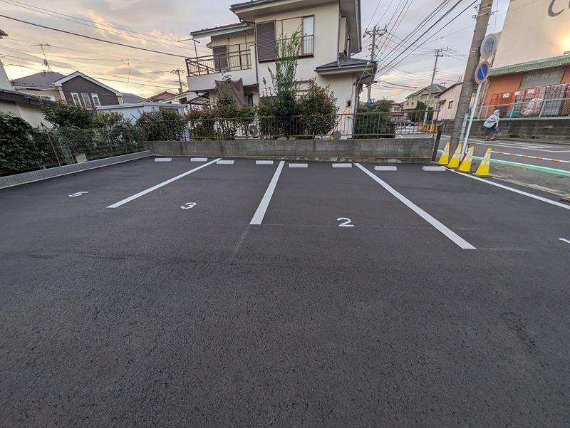 CowBellⅡ 駐車場