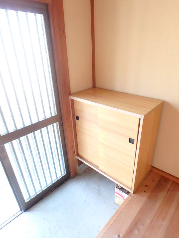 湯山貸家 収納