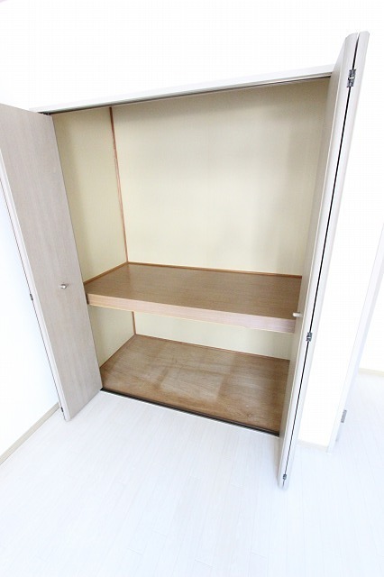 サンモールＡ 収納