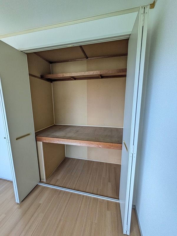 ダイモンハイツ 収納