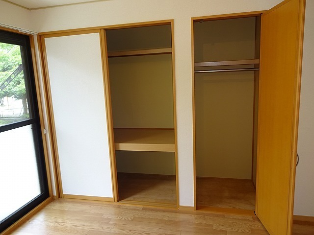 湘南サニーホームズＣ 収納