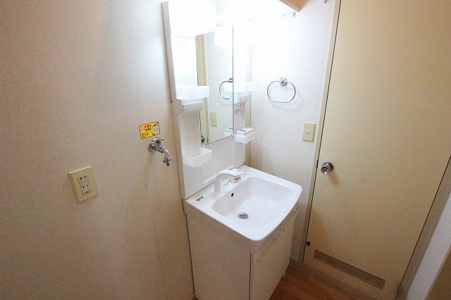 プランドール若林 洗面所