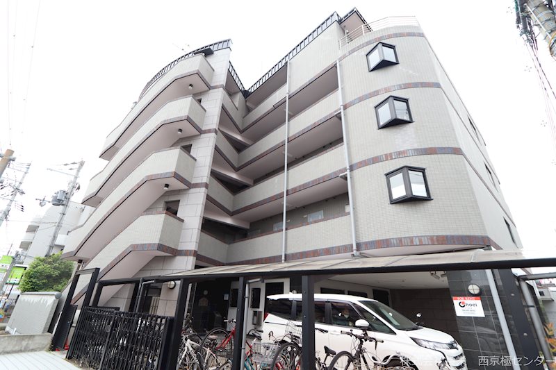 エリーフラッツ上桂 外観