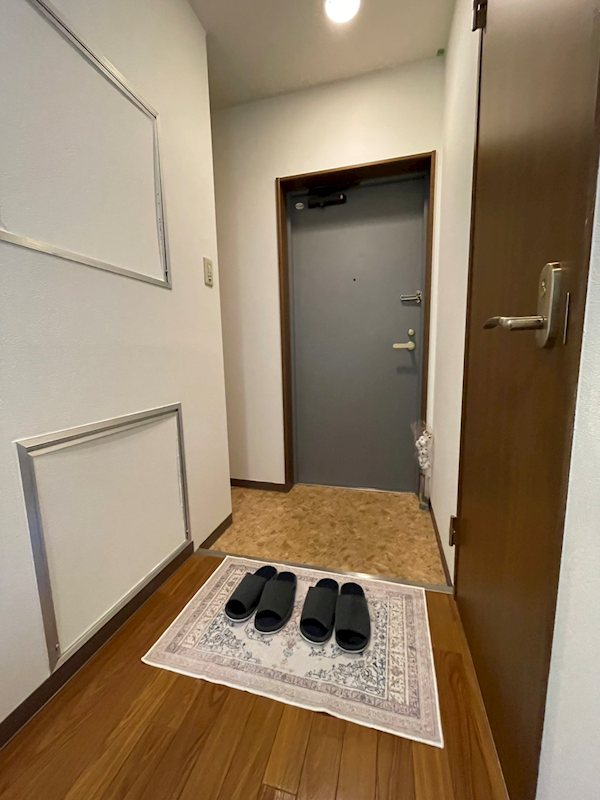 エリーフラッツ上桂 玄関