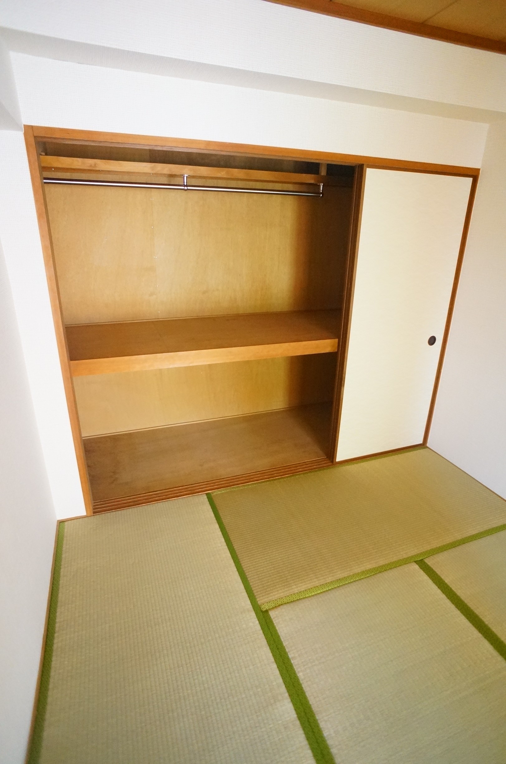 エルフィン井上 収納