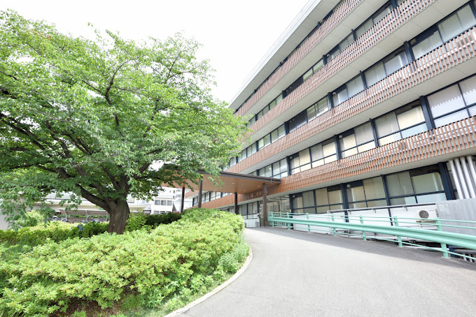ハウスセゾン御所南 総合病院