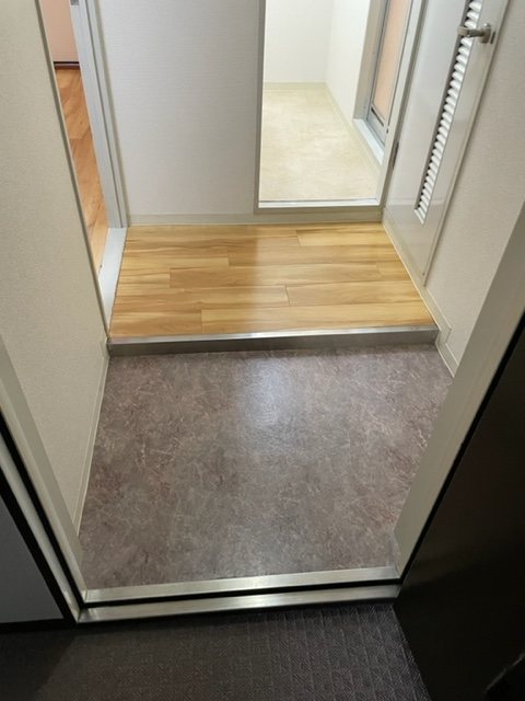 ステージハウス万石 玄関