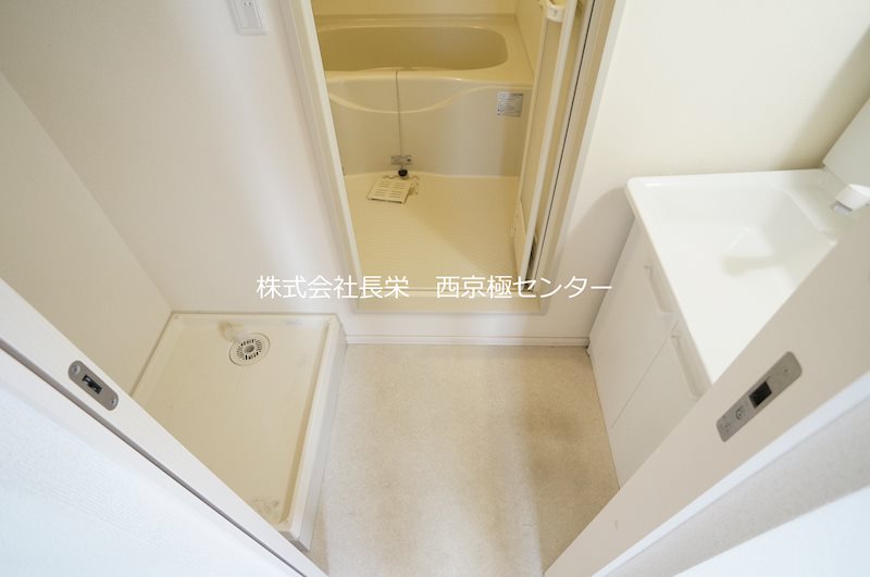 アザレ 洗面所