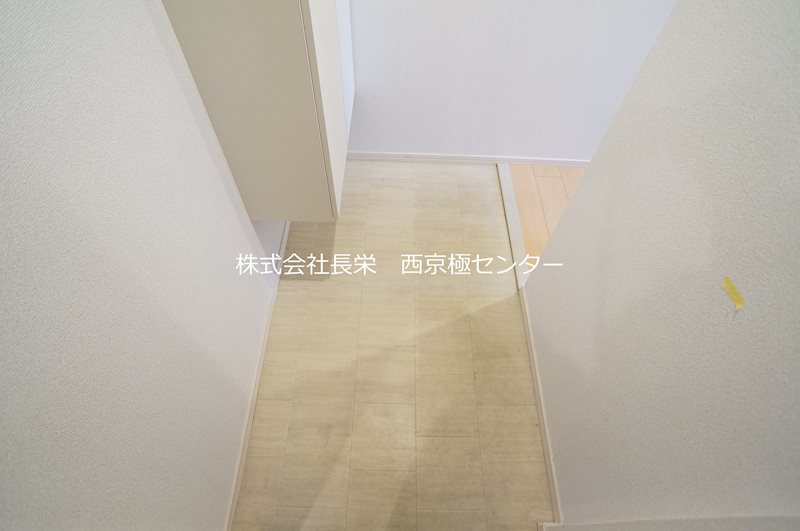 アザレ 玄関