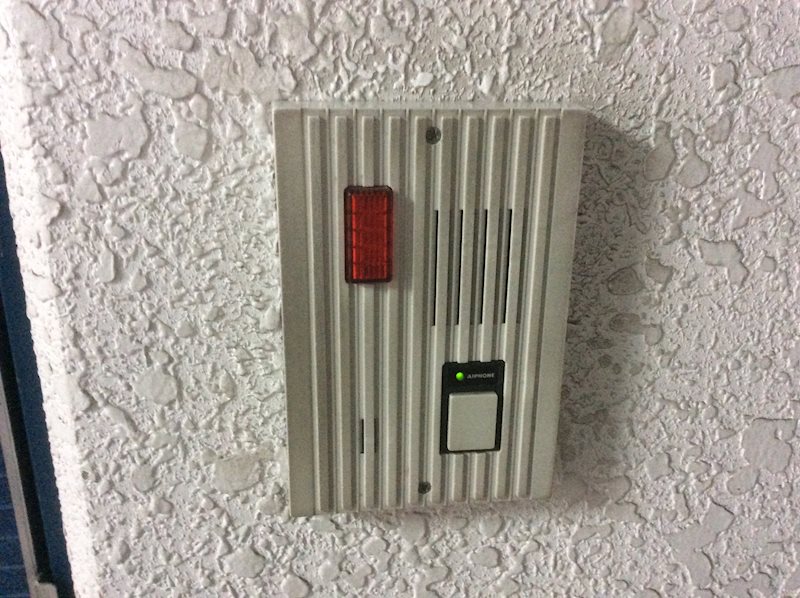 アーバンハイツ伊賀 玄関