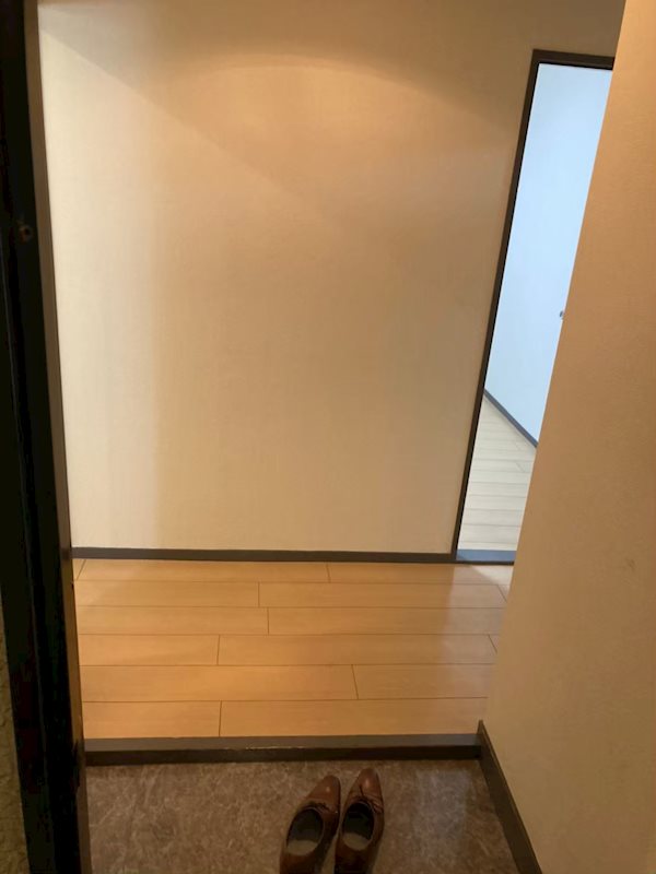 グランドール桂 玄関