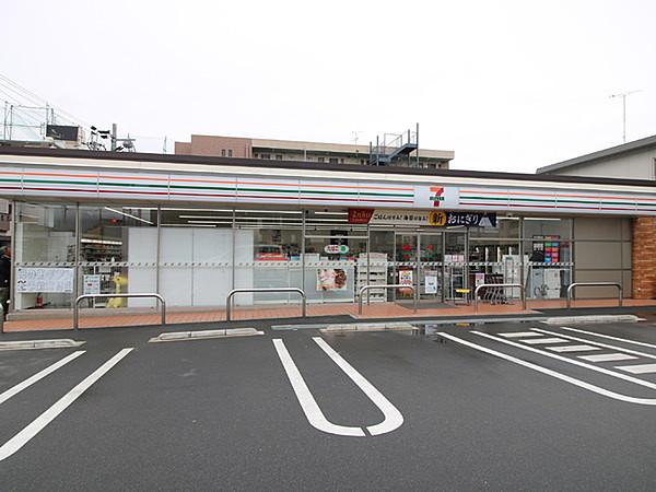 グランドール桂 コンビニ