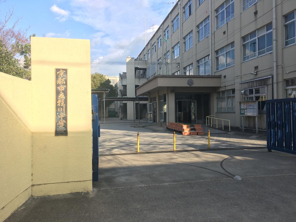 グランドール桂 中学校