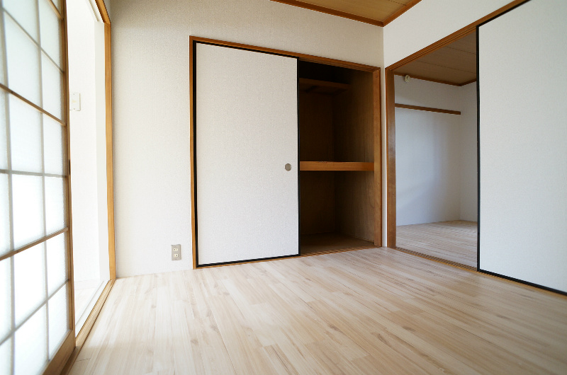 ニュー芝ノ下ハイツ 収納