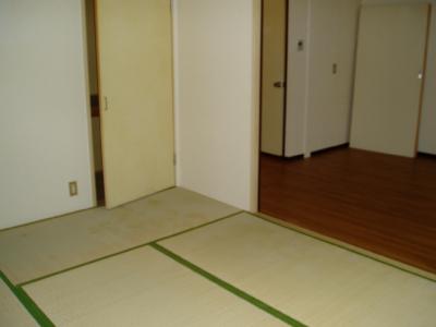コーポセラヴィ D棟 収納
