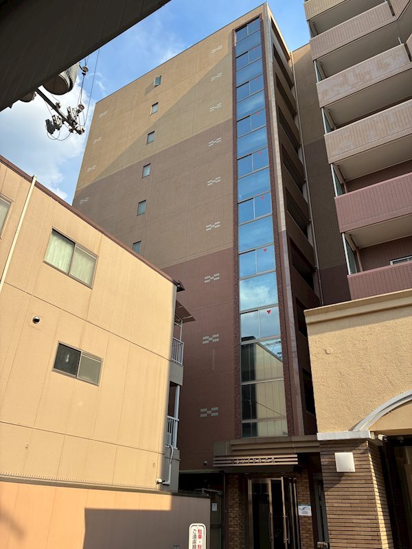 サンロイヤル三条 外観
