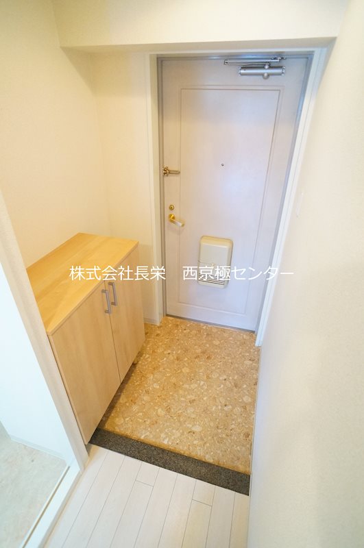 アーネスト西大路 玄関
