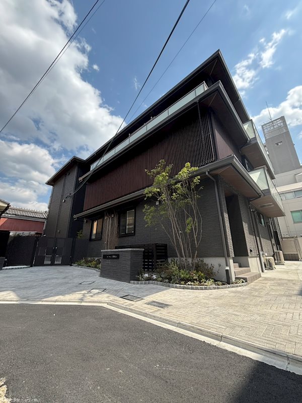 シャーメゾン京都桃山 外観