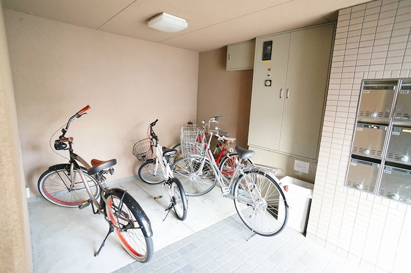 ヴィヨーム京都御所東 駐車場